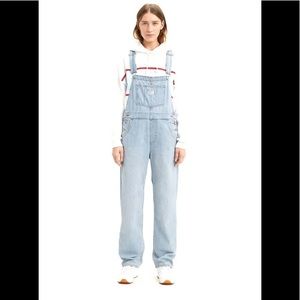 Levi's Vintage Straight / Relaxed Leg Overalls light size small